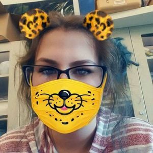 Meet your Posher, Kira